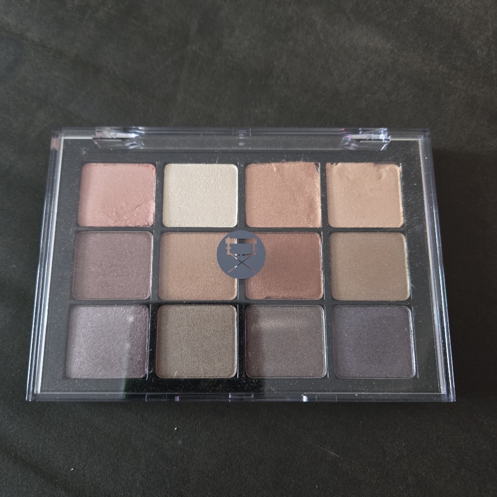 Viseart Paris Nude Shimmer Eyeshadow Palette - Picture 2 of 4